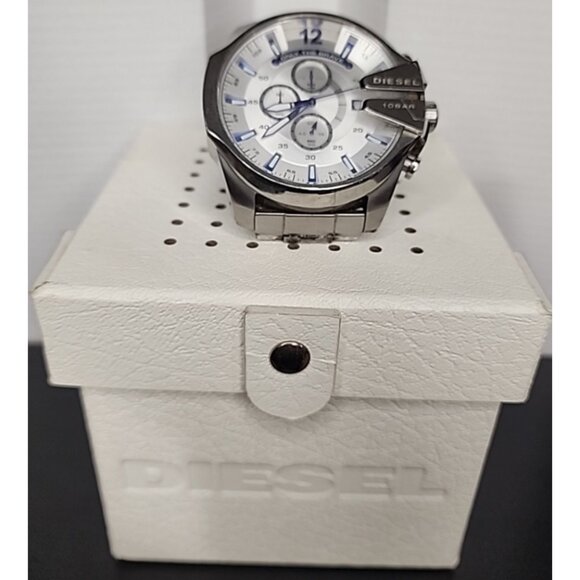 DIESEL Mega Chief ONLY THE BRAVE Mens Chronograph Watch Stainless Steel DZ4477 - Picture 1 of 8